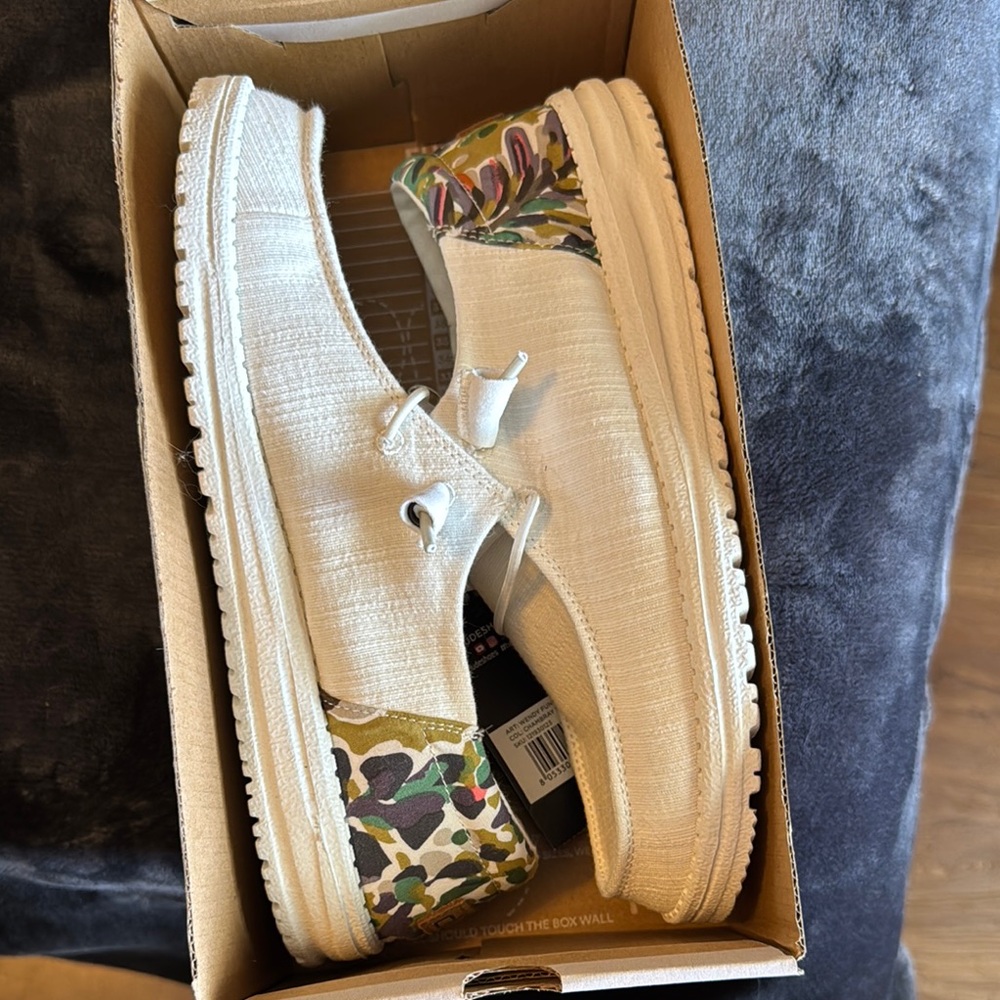 White Casual Shoes with Camouflage Accents